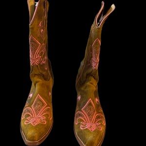 Ferrini brown cowboy boots with pink detail size 10